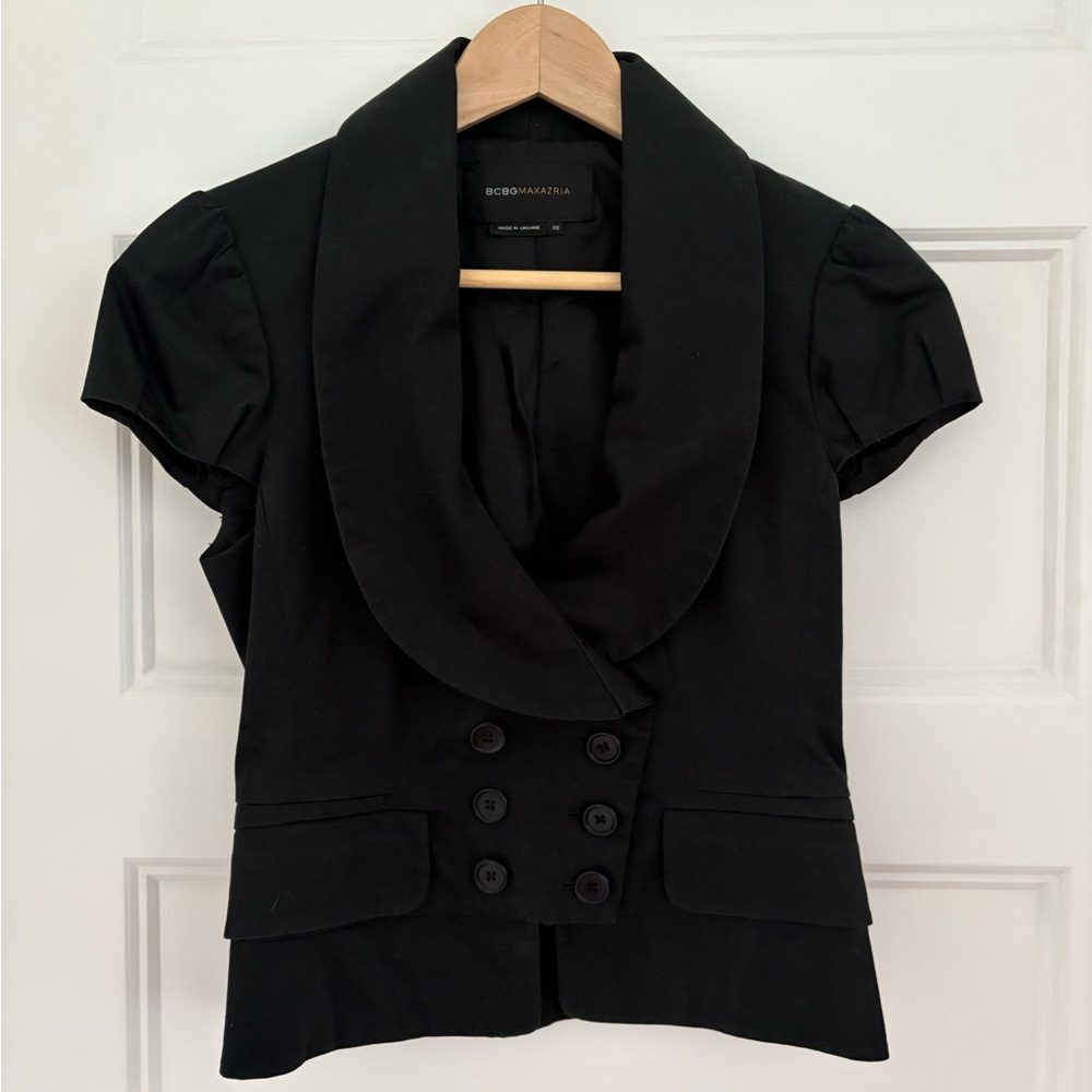 BCBGMaxAzria Black Short Sleeve Blazer